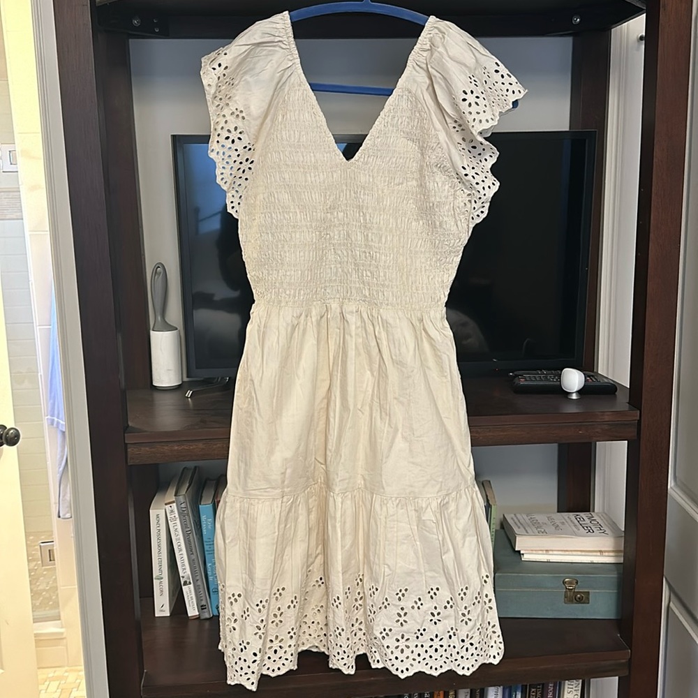 Gap - flutter sleeve eyelet mini dress